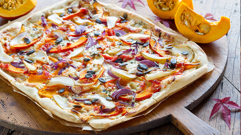 Herbstrezept: Kürbisflammkuchen